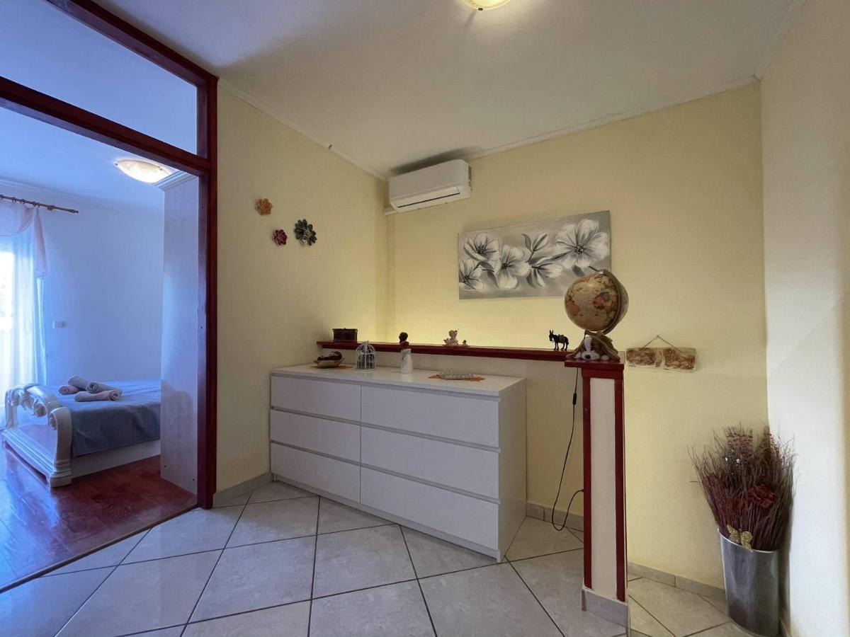 Apartment Malu Пула Екстер'єр фото